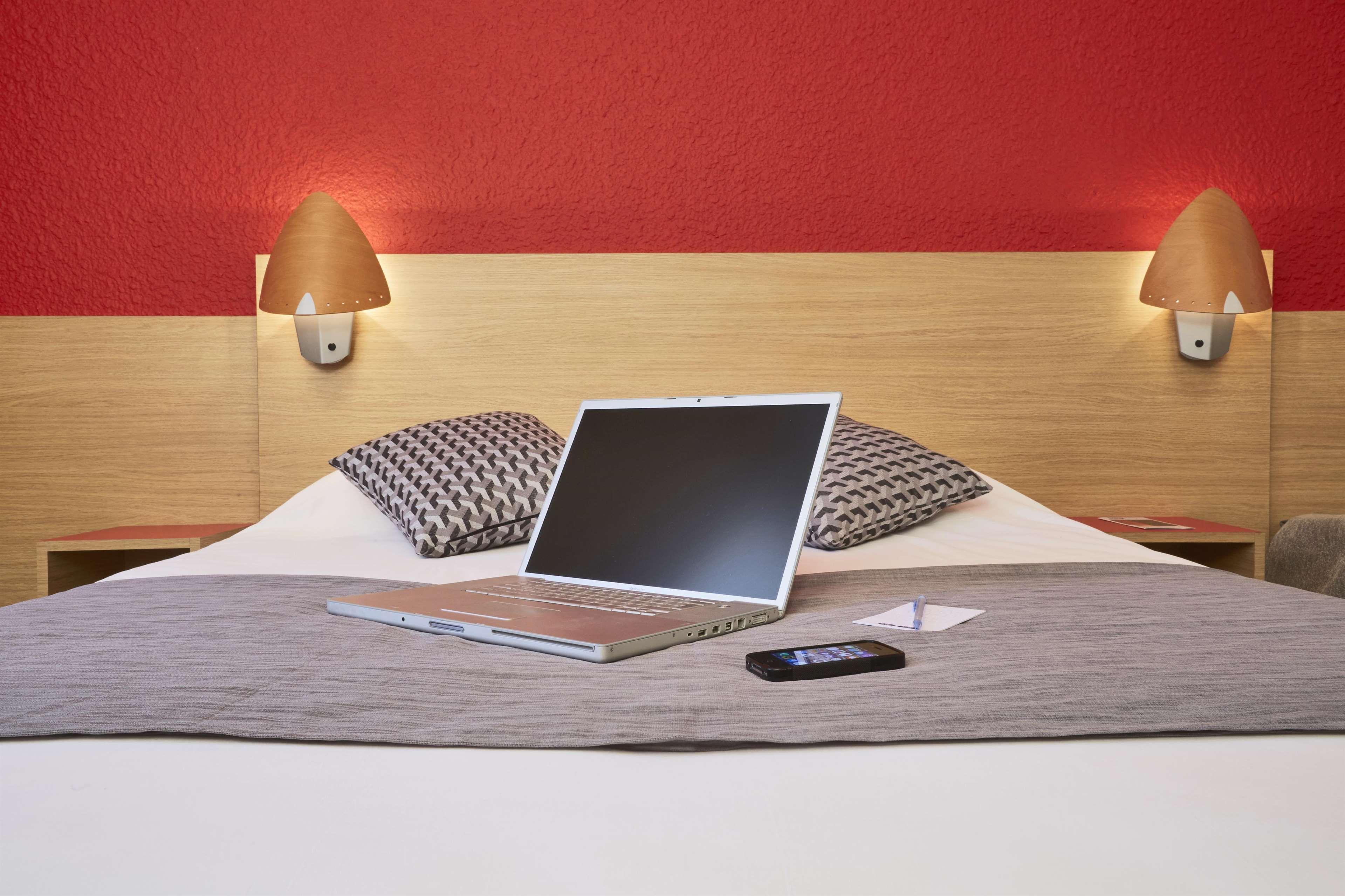 Kyriad Le Creusot Hotel 3*